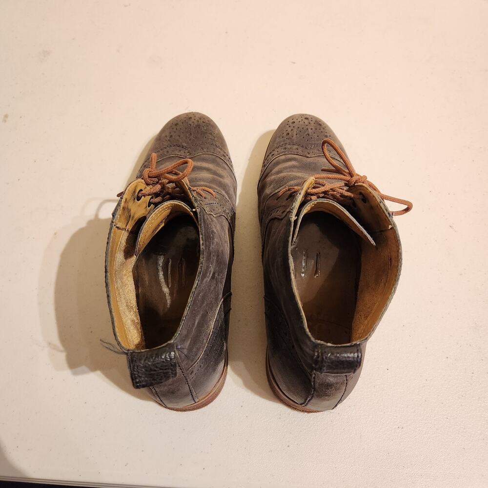 J Shoes Olympias Grey Lace Up Leather Boots Sz 8 Academia Preppy Wing Tip Shoes - Picture 6 of 10